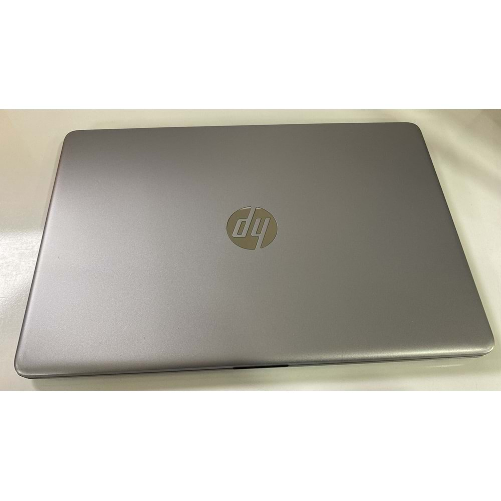 HP 250 G8 Intel® Core™ İ7-1165G7 8 GB Ram 1TB SSD HDD İntel IrisX 15.6 inç Notebook