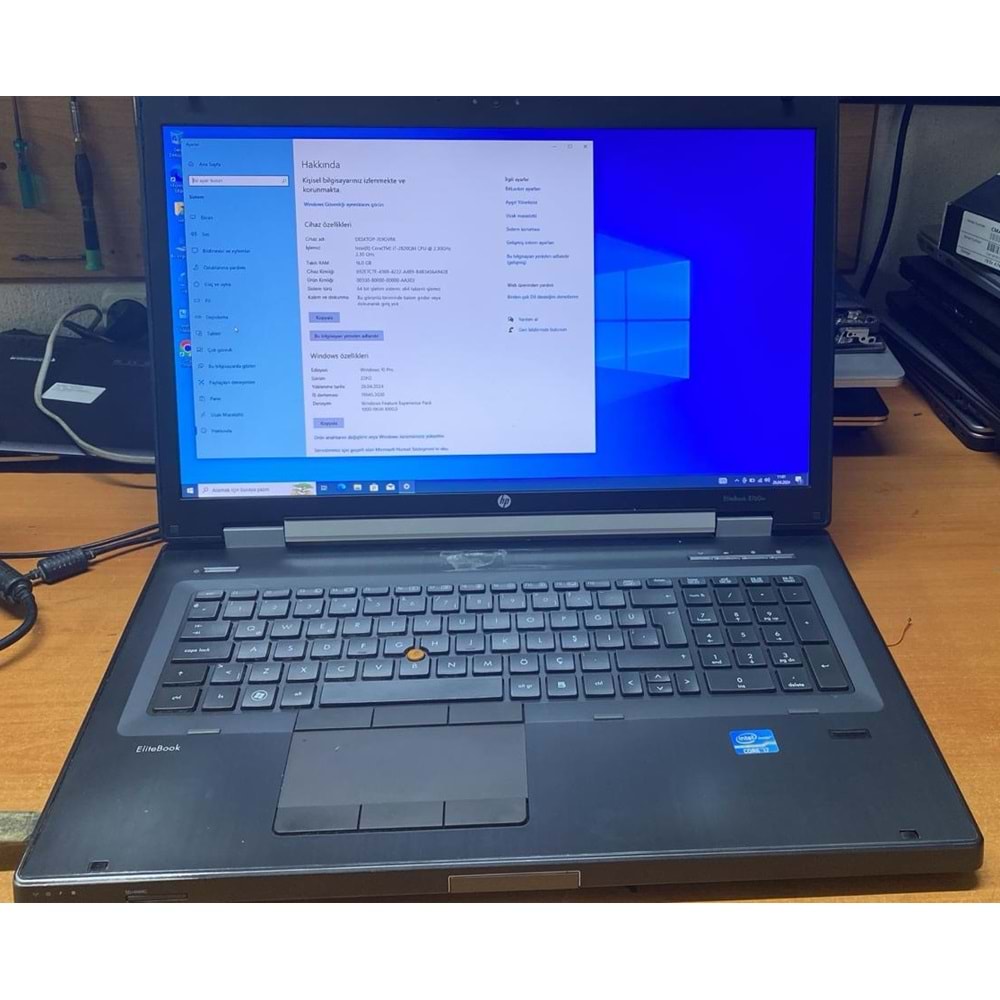HP EliteBook 8760w İ7 2670QM 240 SSD 16 GB RAM 17.3
