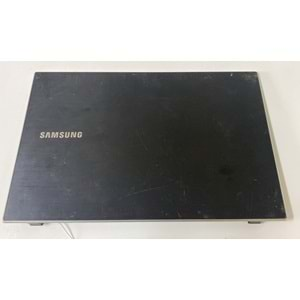 Samsung NP305V NP300V5A NP305V5A NP200A NP200A5Y Ekran Arka Kasası BA75-03225A