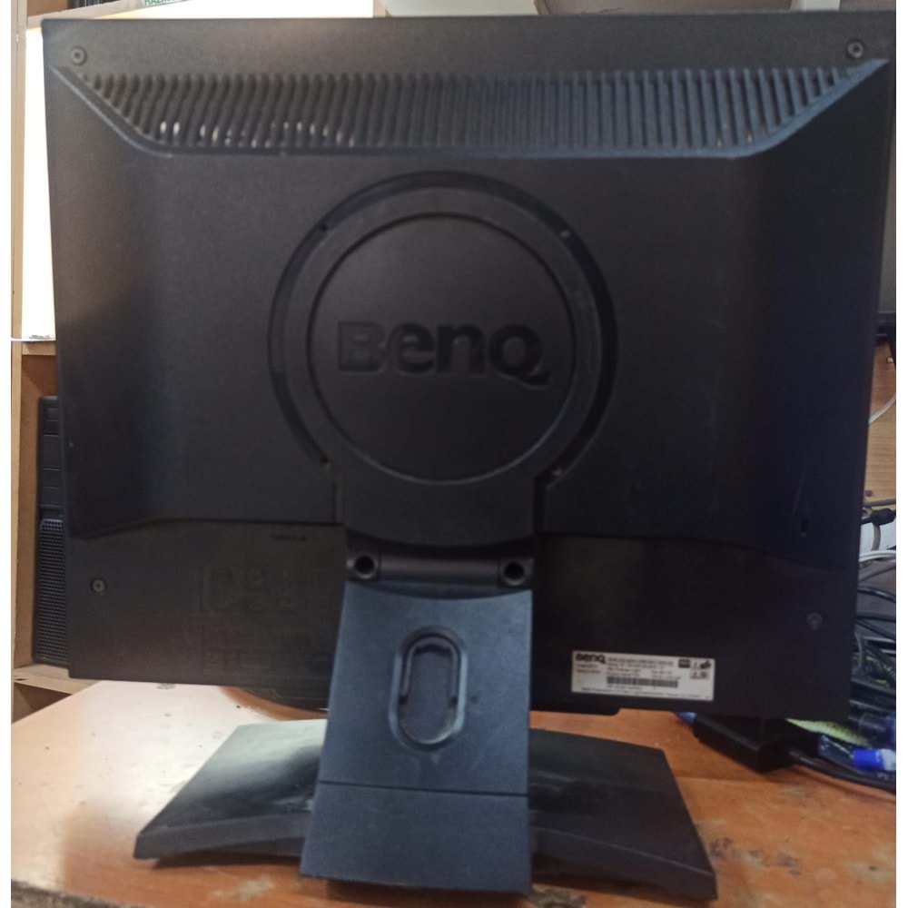 BenQ Q7T4 Monitör 15 İnç Lcd Monitor