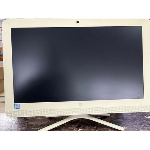 HP TPC-Q030-22 i3-6100U 2.30 GHz 8 GB DDR3 RAM 240 GB SSD HDD İntel HD Graphics 520 All in one